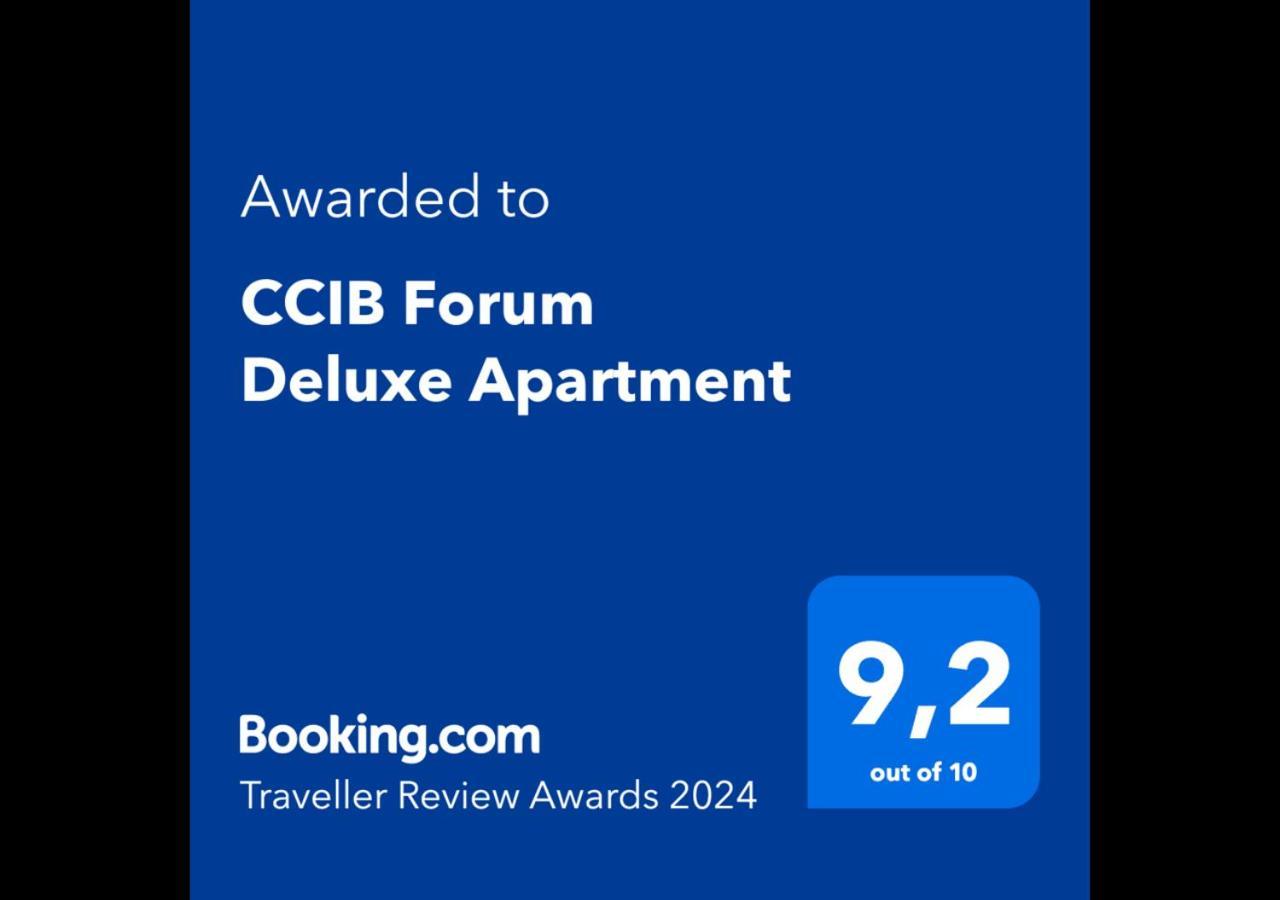 Ccib Forum Deluxe Apartment Сант Адриа де Бесос Екстериор снимка